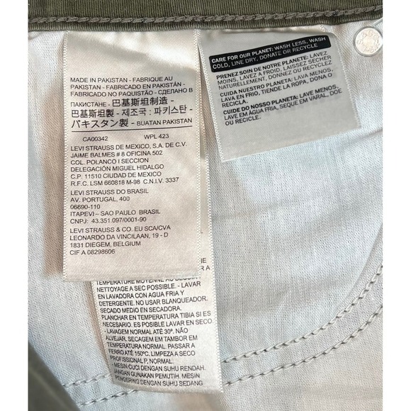 GAP Women's ESSENTIAL BOYFRIEND ROLL-UP BERMUDA, OPTIC WHITE, Size 20 - Picture 6 of 6